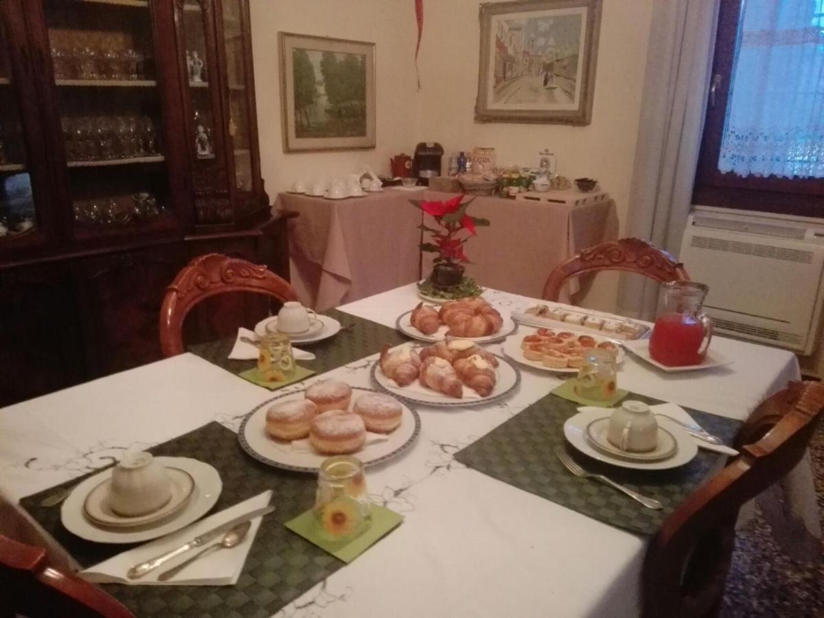 B&B Casa Manuela Mantova Esterno foto